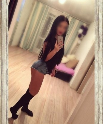 Ненасытная крошка готова исполнить все твои фантазии и желания. Приглашаю тебя в мир страсти, где ты будешь королем. Не упусти возможность почувствовать себя желанным и любимым! 13828, 23 года