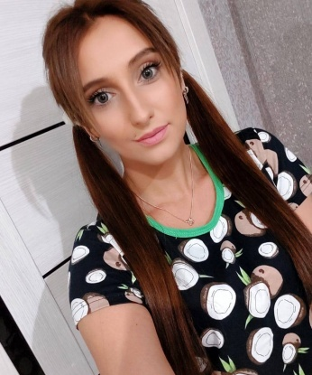 У меня много опыта, и я знаю, как доставить тебе незабываемое удовольствие. Живу в Москве и готова встретиться с тобой в любое удобное время. У меня шикарные фото и отличные отзывы от довольных клиентов. Мои услуги включают классический секс, оральный секс, эротический массаж и многое другое. Не упусти шанс испытать неземное блаженство рядом со мной. 🌟💋#нежная #страстная #опытная #Москва 3964, 26 лет